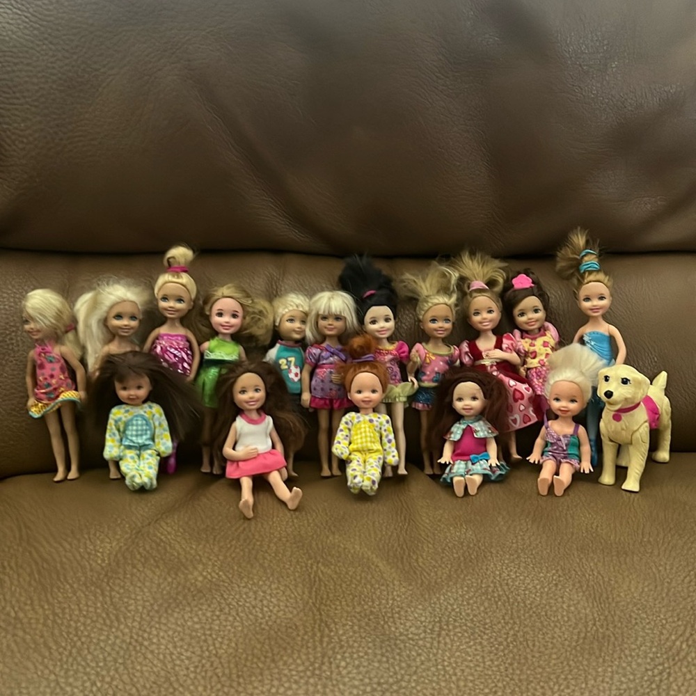 Barbie Kelly & friends lot